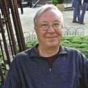 Photograph of Emeritus Professor Wayne Hobson