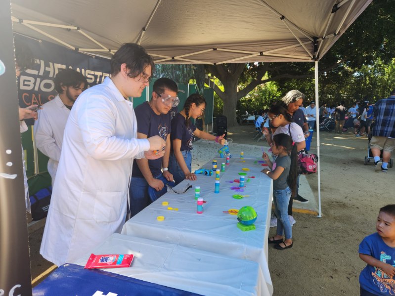 Club members participating in the National Chemistry Week event at the Santa Ana Zoo