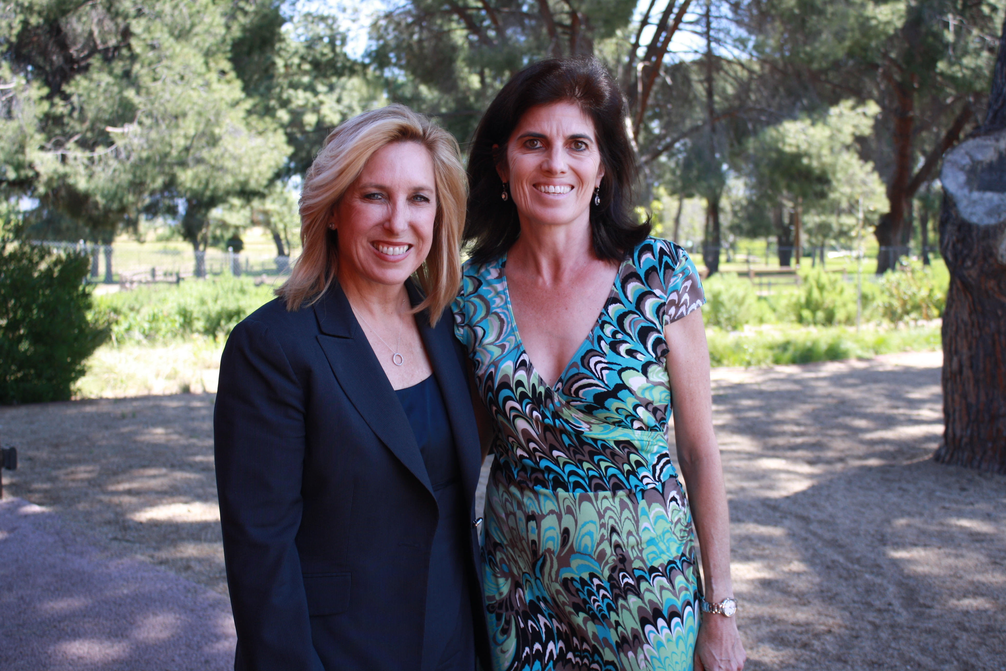 Wendy Greuel poses with Natalie Fousekis outside